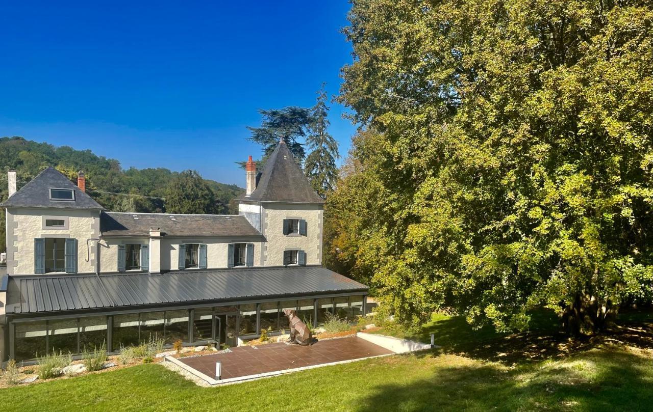 Hotel Richard Lequet Domaine Gastronomique Du Val D Atur Boulazac Isle Manoire Exterior foto