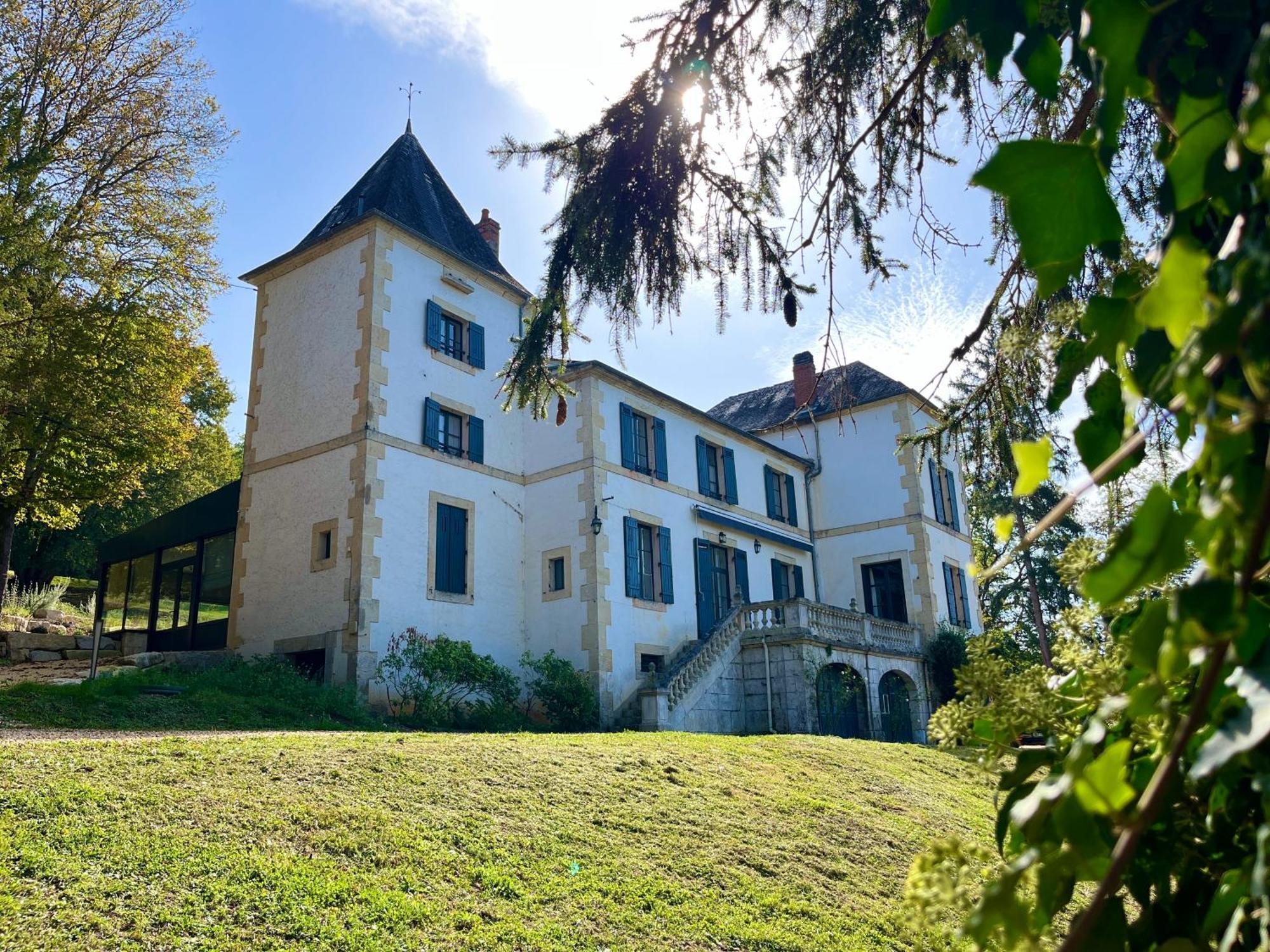Hotel Richard Lequet Domaine Gastronomique Du Val D Atur Boulazac Isle Manoire Exterior foto