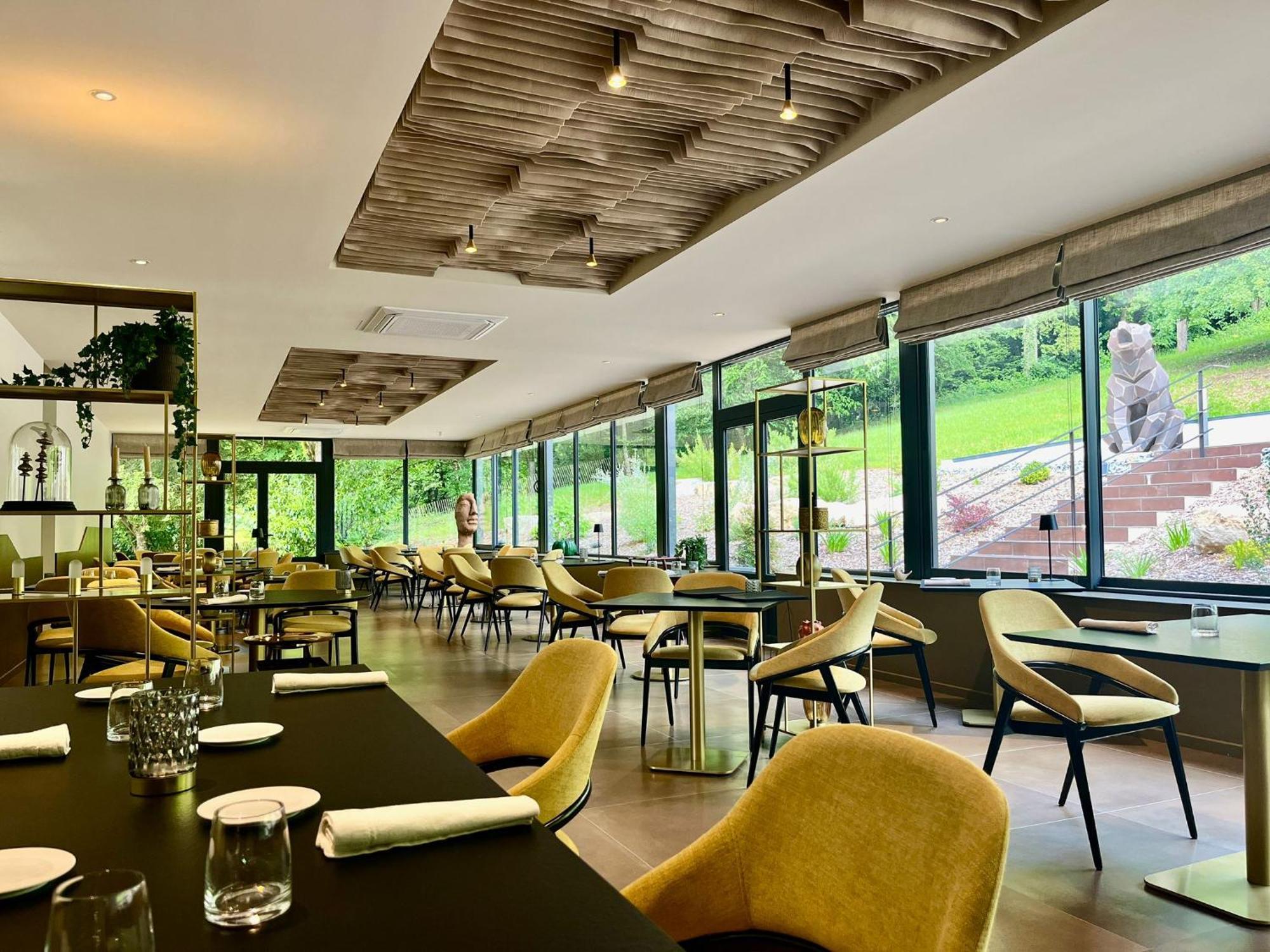 Hotel Richard Lequet Domaine Gastronomique Du Val D Atur Boulazac Isle Manoire Exterior foto